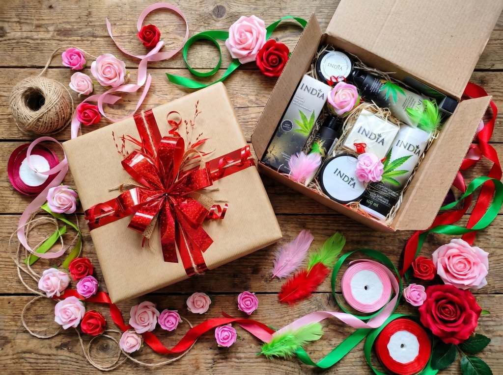 Zestaw Kosmetyków Damski Prezent Dla Mamy Żony Babci Naturalny Box SPA